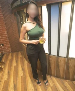 Call Girl Shrinagar Gauri