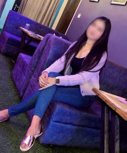 Call Girl Shrinagar Nisha